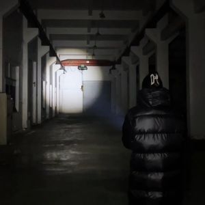 【24 Hour Delivery】ABS White Laser Flashlight Strong Light Portable torch light rechargeable Outdoor Flashlight Digital Electronic Display Type-C Rechargeable High Brightness Long Distance