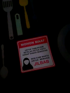 STIKER TAMU/KURIR UNTUK MENUNGGU PENGHUNI BARU PAKAI HIJAB/JILBAB | AWET TAHAN LAMA