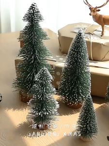 ตนคริสมาส ของตกแต่งคริสมาสต์ ขนาดเล็กลูกสนหิมะ ของแต่งปีใหม่ ของแต่งบ้าน