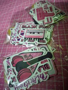Black Pink Sticker 20pcs