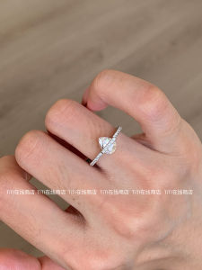 Ultra-Shiny Water-Drop Ring for Women Versatile Design Sensation High-End Index Finger Ring Luxury Personality Match All