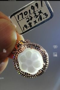 ❤️"A" Grade Beautiful "Meihua Ziluolan 梅花紫罗兰" Burmese Jade Pendant  ❤️Season Offer New Arrival  ❤️100% Brand new "A" grade Burmese jade pendant Plum Bossom handcrafted  "Ziluolan紫罗兰" 14K S925 silver sterling rose gold plated framed high grade jadeite