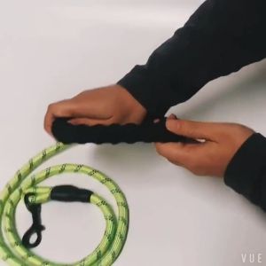 【Ready】Tali Tuntun Anjing Leash Rope 1.5 meter Tali Tuntun Harnes Rantai Anjing Kucing Hewan Pet Belt