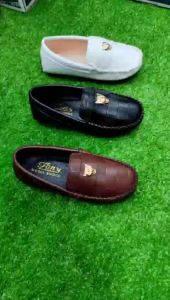 Giày lười bé trai mẫu đẹp cho bé từ 1 đên 9 tuổi nhiều mẫu nhiều màu cho ba mẹ lựa chọn ( size 21 đến 35 )