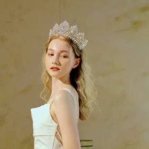 Large Crystal Crown Exquisite Bride Wedding Tiaras Baroque Rhinestone Crown Hairband for Party Event