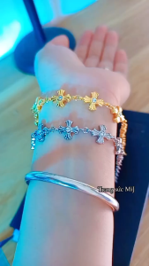 LẮC TAY TITAN NỮ HOA THÁNH GIÁ ĐÍNH ĐÁ - KHÔNG ĐEN KHÔNG GỈ [Trang sức MiJ]