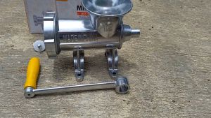 BEST SELER MULTI USE MINCER ANTI KARAT GILINGAN DAGING UKURAN 12