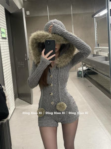 Gray Knitted Romper with Hat Long Sleeve Slim Fit Short Pants for Women Autumn Winter Fashion Small Size Commute Style Korean Version