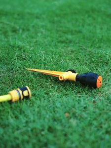 Đầu tưới xoay phun mưa TM-323 Béc bọ tưới xoay 360° chân ren 21 - 1/2"