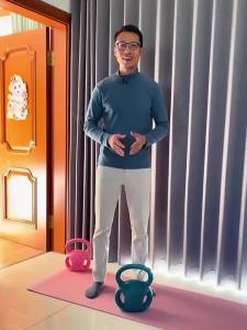 Runwe | Triple Handled Kettlebell