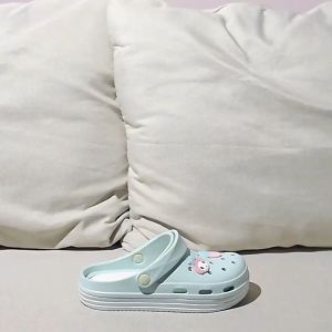 Fashionable White Slip On Rubber Breathable Slippers New Summer Classic Cute Cartoon Comfortable Flat Sandals For Women