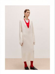 Elegant Pure Wool Knit Dress Mid Length V-Neck