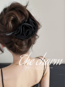Elegant Rose Hair Clip Womens 2025 New High-End Feeling Twist Twist Hair Accessories Autumn Seasonal Fashion Hair Grips