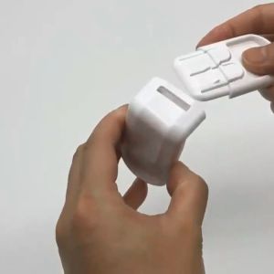 Reviln ที่ล็อคลิ้กชักป้องกันเด็ก รุ่นกดเปิดล็อค กันไม่ให้เด็กเปิดลิ้นชัก แบบเข้ามุม Right angle safety lock มีสินค้าพร้อมส่ง