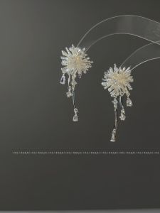 Elegant Pearl Zircon Tassel Earrings S925 Designer Luxury Smokeless Firework Jewelry Fashionable Dangle Studs for Women