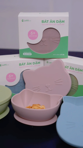 Bát ăn dặm silicone kèm nắp Lumicare