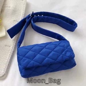MOONBAG VIONA Tas Selempang Wanita Aesthetic