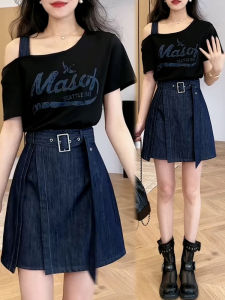 Shalldoer | Bộ đồ thời trang nữ phong cách Hàn Quốc mùa hè in chữ hở vai quần short denim chữ A hai mảnh thời trang hợp thời trang