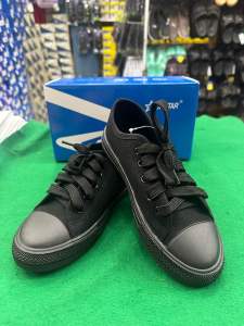 Newstar Kasut sekolah hitam bertali size 30-45 free stokin