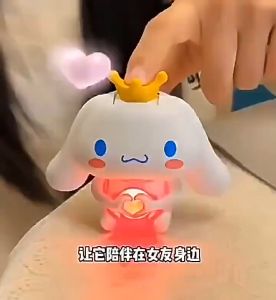 Creative Light-Emitting Sanrio Heart Gesturekiawaii Cinnamon Doll Model Figure Pendant Heart Light-Emitting Confession Toy Valentines Day Gift