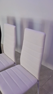 [🔥1+1🔥]Disfurniture เก้าอี้รับประทานอาหาร รุ่น C-LOHA-WHITE สีขาว1+1 เบาะหนัง ขาเหล็ก ทรงโมเดิร์น ราคาสุดคุ้ม