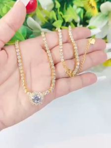 Dây chuyền mặt xòa.n thời trang có khắc chữ mạ 18.k