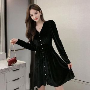 Women's Golden Velvet Dress: A Stylish Choice for Autumn & Winter