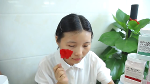 มาส์กเจลลี่สำหรับผิวหน้า เติมความชุ่มชื้นและบำรุงผิวหน้า มาส์กเจลแบบลอกออกได้เพื่อการดูแลผิวเพื่อเติมความชุ่มชื้นอย่างล้ำลึกและเปล่งประกาย ขนาด 600 กรัม กระปุก ใช้สำหรับสปาอย่างมืออาชีพสำหรับทุกสภาพผิวพร้อมกรดไฮยาลูโรนิก