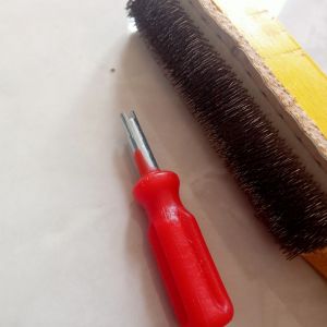 Kerokan Ban Sikat dan Obeng Pembuka Pentil: Panduan Lengkap