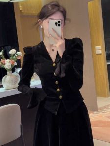 Slimming Velvet Long Sleeve V-Neck T-Shirt Womens Autumn Winter Fashionable Base Shirt Top Korean Style Commute Wear