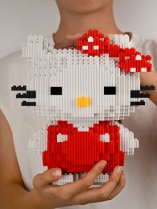 Hellokitty DIY ของเล่นโมเดลการ์ตูนญี่ปุ่นสำหรับเด็กผู้หญิง ของขวัญวันเกิด ชิ้นส่วนต่อแบบโมเดล สร้างสรรค์ ความคิดสร้างสรรค์ ความสุขของเด็ก