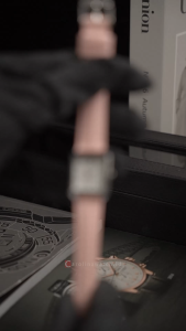 Jam Tangan Wanita Christophe Arden CA 2003 LDLSSSLPN White Dial Pink Leather Strap