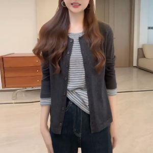 Gray Stripe Long Sleeve Knitted Sweater Womens Spring Autumn Korean Style Design Sensation Age Reduction Top Fashion Set