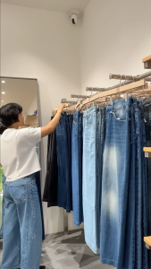 TheBlueTshirt - Quần Jeans Lưng Cao Nữ Ống Rộng - The Original Dad Jeans - Women