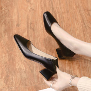 ของแท้ หนัง รองเท้าเดี่ยวส้นหนา ผู้หญิง นุ่ม หนัง รองเท้าทํางานกันลื่น ดีไซน์ รองเท้าส้นสูงรองเท้าคุณยายขนาดที่เหมาะสม