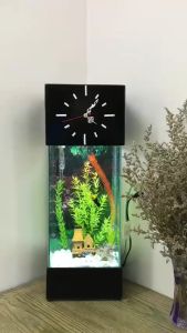 Hồ cá thuỷ sinh để bàn mini kết hợp đồng hồ cây đứng phong cách hiện đại kích thước 22x18x63cm