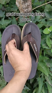 129Pesos lng po!! Size 39 lng Mens flip-flops stylish non-slip soles casual outdoor waterproof walking sandals Pwede lin pang BaBae talaga napakahusay na kalidad
