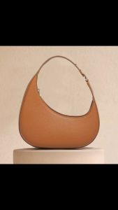Handbag Half Moon Kulit Sapi – Elegan & Stylish ala Inggris