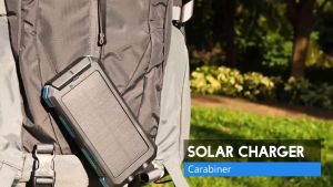 แบตเตอรี่สำรอง พลังงานแสงอาทิตย์ ไฟฉายคู่ เข็มทิศในตัว ฝาปิดช่องชาร์จอย่างดี กันน้ำ ทนแรงกระแทก พร้อมที่แขวนกระเป๋า