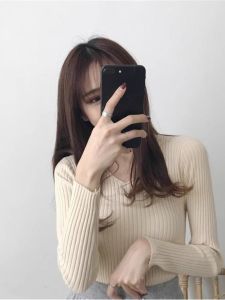 เซ็กซี่ สลิมฟิต คอวีถัก เสื้อสเวตเตอร์ ผู้หญิง แฟชั่น ดีไซน์ เสื้อผ้าชั้นใน High End Feel Base Layer Shirt Office Commute Style