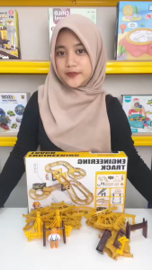 [KST] Mainan Track Jalur Mobil Elektrik DIY Perakitan Anak Laki Laki Perempuan Kreatif 30pcs