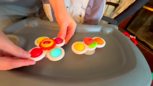 3 Pcs Suction Cup Spinning Toy Baby Bath Toy Fingertip Gyro Spinner Spin Fun Dining Table  High Chair Play Toy Relief Stress Baby Toys