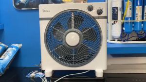 Quạt hộp Quạt để bàn 5 cánh Midea FB40-9H ( Quạt điện công suất 55W chỉnh gió 3 tốc độ )