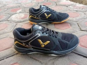 Sepatu Olahraga Batminton Outsole Karet lentur/sepatu bulutangkis pria