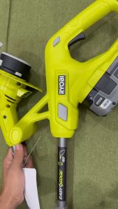 máy cắt cỏ Ryobi 18v new body