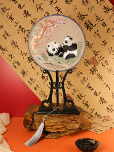 พัดปักลายโบราณแบบกลมสำหรับผู้หญิง พัดปักลายดอกไม้และสัตว์ 2 ด้าน สไตล์จีนแผ่นดินใหญ่ ใช้งานได้ตลอดทั้งปี