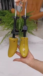 1Pc Shoe Stretcher Women and Mens Shoe Widener - Wooden Expander for Wide Feet Bunions or Calluses Wooden Shoe Stretcher