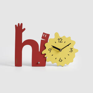 Creative Entrance Hall Clock Decorative Piece Living Room TV Cabinet Placement Style Home Decor Battery Operated Wood Shell