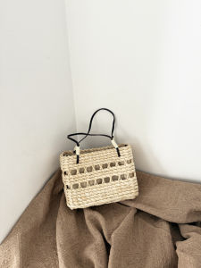 Vacation Straw Woven Mini Square Bag Womens Handbag Fashionable Versatile Unique Design Single Shoulder Handheld Bag