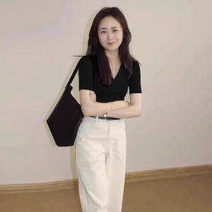 HUOLISI | Slim Fit Short Sleeve V-Neck Knit Polo Shirt for Women
